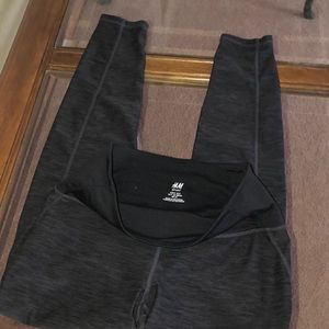 FLATTERING 🔴CLOSET SALE WORKOUT LEGGINGS